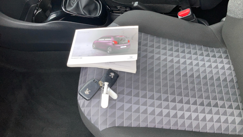 Peugeot 108 1.0 72 Allure 5dr Petrol Hatchback